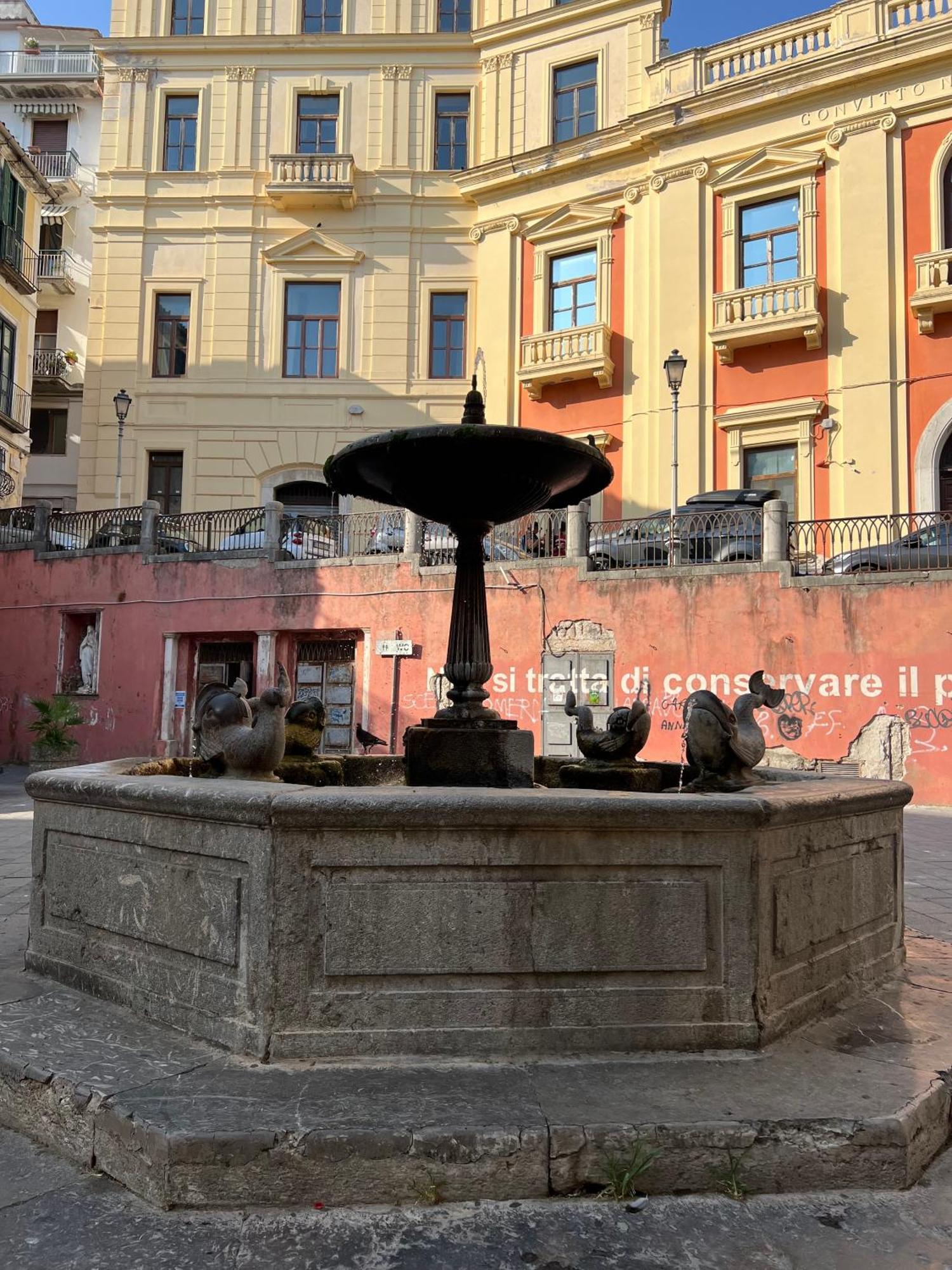 L'Homme Tranquille Lägenhet Salerno Exteriör bild
