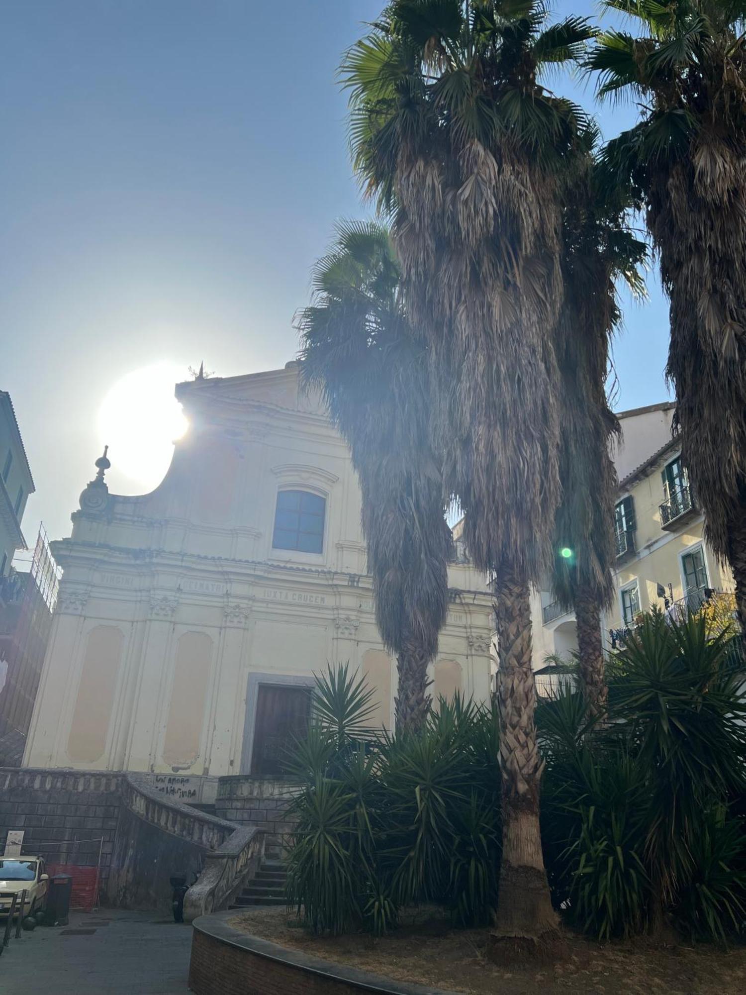 L'Homme Tranquille Lägenhet Salerno Exteriör bild