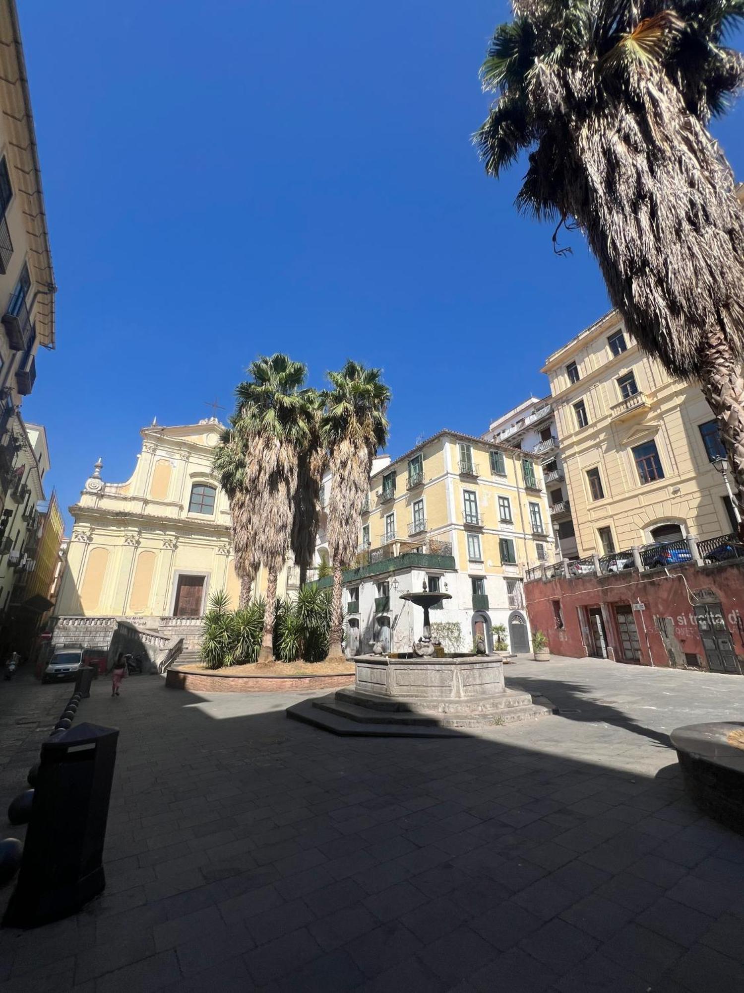 L'Homme Tranquille Lägenhet Salerno Exteriör bild